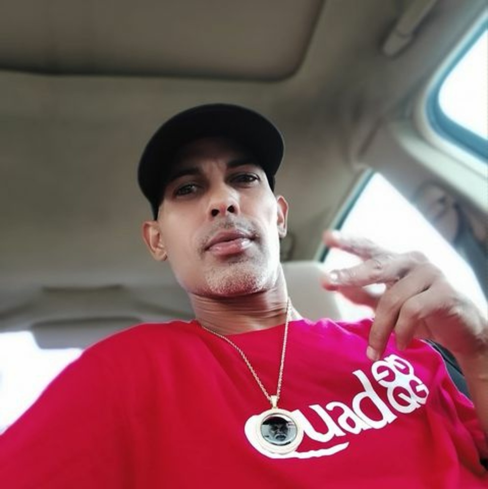 Meet your Posher, Luis